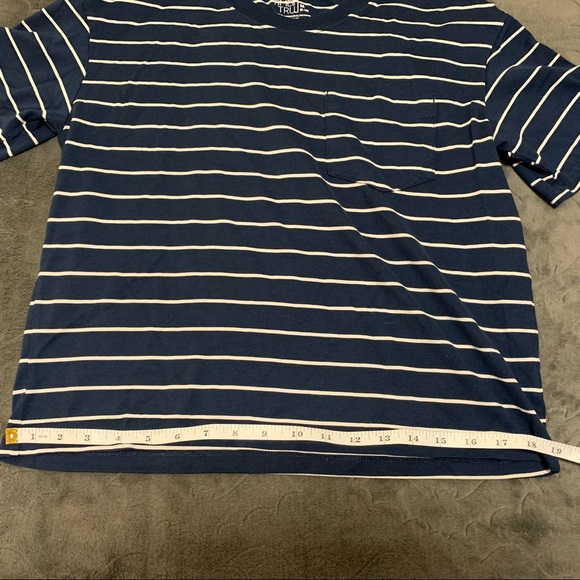 TIME AND TRU | Women’s | Navy w/ White Horizontal Striped Semi Crop Tee | M - Picture 4 of 7